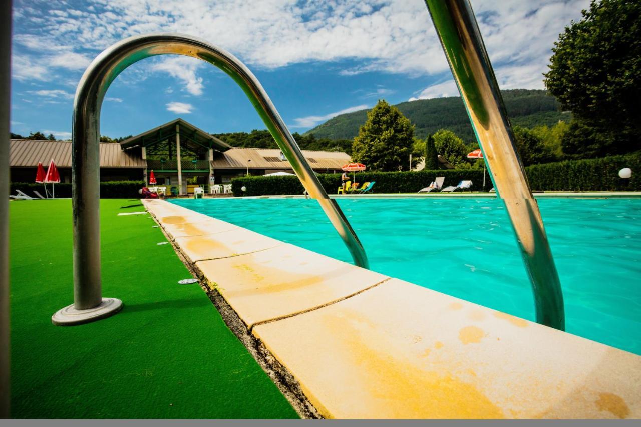 Camping Le Pre Morjal Ispagnac Εξωτερικό φωτογραφία